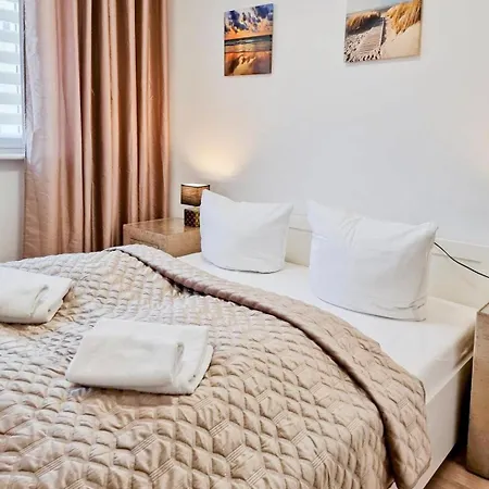 Apartment Visit Baltic - Editt *